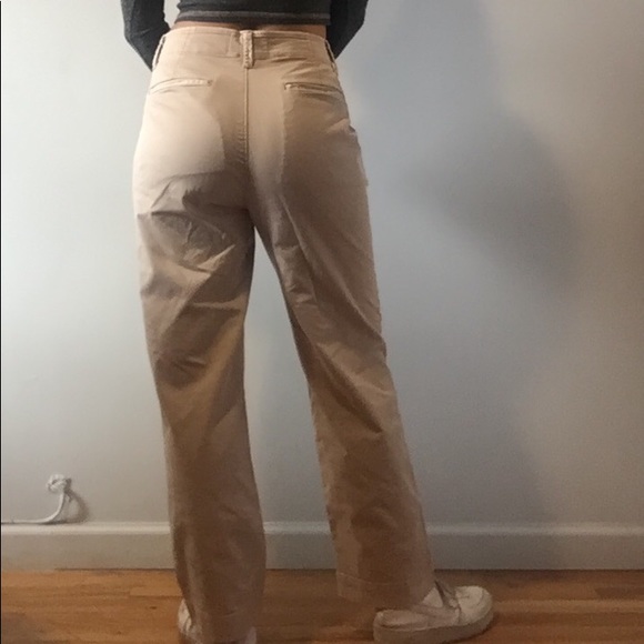 🏷 Everlane Lightweight Relaxed Chino Khakis - Picture 3 of 5
